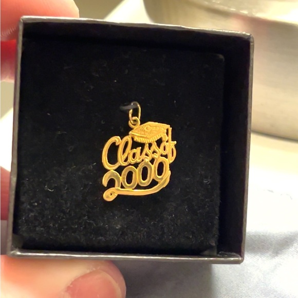 BN 14k 2000 Graduation pendant - Picture 3 of 5
